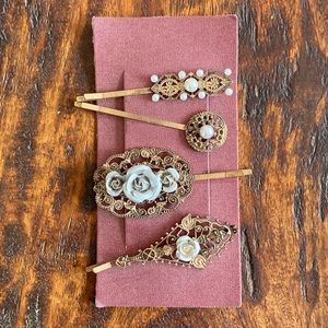 Francesca’s Vintage Bronze Hair Pins
